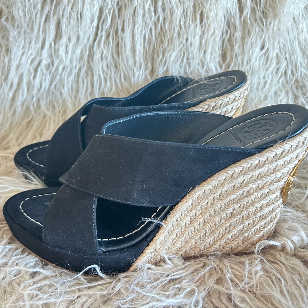 NWT tory Burch Bailey Wedge Mule. Black, Size 8.5